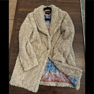 Plush Teddy Coat, never worn size small